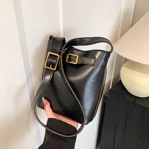 Women Vintage PU Leather Bucket Bag Minimalist Shoulder Crossbody Bag With Gold Square Buckle Decorative Belt Large Capacity Fashion Commuter Bag