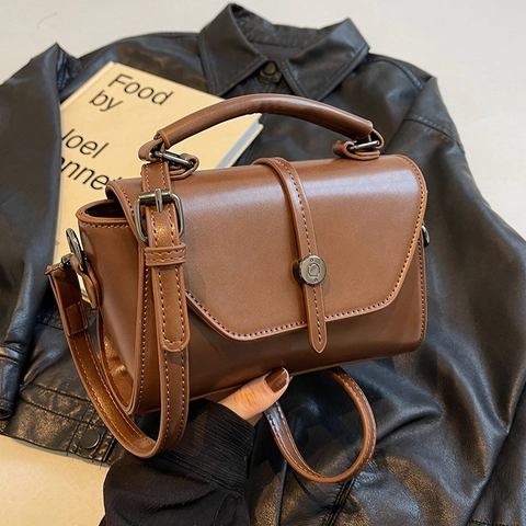 Borsa a Tracolla da Donna in Pelle PU Vintage Piccola Borsa a Mano Quadrata Retrò Borsa a Spalla Con Fibbia in Metallo e Tracolla