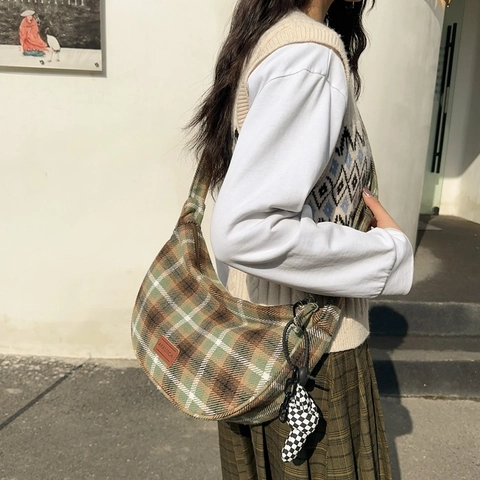 Sac Hobo Vintage en Laine à Carreaux pour Femmes Rétro Grande Capacité Sac à Épaule Croissant Automne Hiver