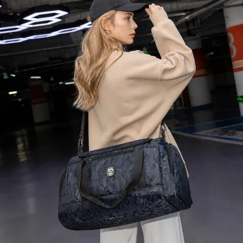 Large Capacity Oxford Cloth Camouflage Travel Bag For Women Multi-functional Sport Fitness Duffle Bag With Shoe Compartment