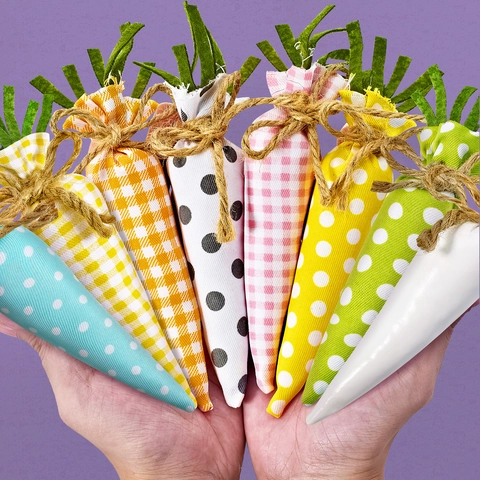 Decorazioni Carote in Tessuto Pasquali Assortite Fatte a Mano a Quadretti a Pois Carota di Stoffa Ornamenti da Appendere per Feste Casa