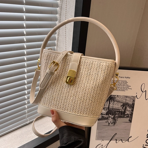 Damen Retro Stroh Gewebte Eimer Tasche Luxus PU Leder Spleißen Handtasche Vielseitige Sommer Umhängetasche Mit Metallschloss