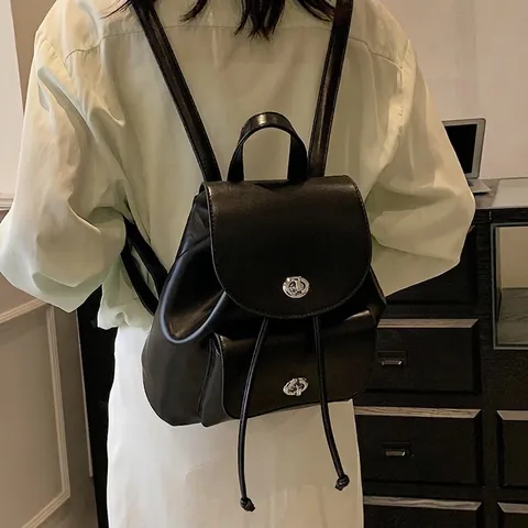 Zaino Moda Mini da Donna in Pelle PU Finitura Metallica Argento Rosa Rosso Nero Elegante Coreano Chic Versatile Borsa da Viaggio