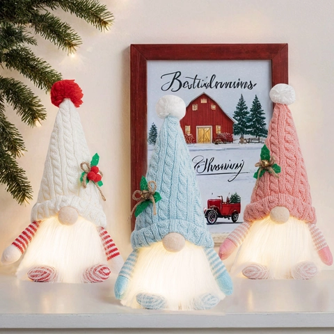 Gnomo di Natale a LED Bambola Cappello di Lana Rudolph Figurina Senza Volto Decorazione per Casa Festa Ornamento Natalizio