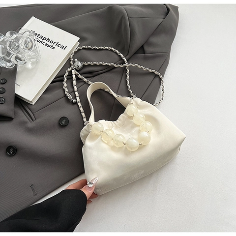 Bolso de Hombro Fruncido de Cuero PU para Mujer Elegante Bolso Bandolera Nube Con Decoración de Cuentas Grandes y Correa de Cadena
