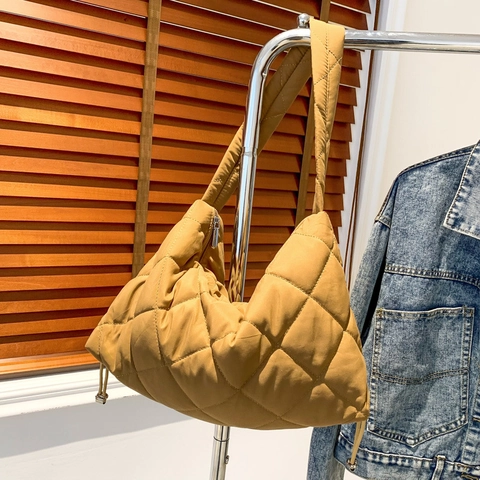 Grand Sac à Épaule en Coton Matelassé Pour Femmes Sac Hobo à Motif de Losange Avec Détail de Cordon de Serrage Sac Tote de Mode Couleur Unie Sac à Main de Rue Quotidien