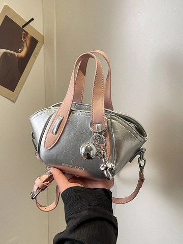 Damen Metallic Silber Rosa Kontrast PU Leder Handtasche Schulter Umhängetasche Eimertasche Mit Metallischem Ballonhund Anhänger