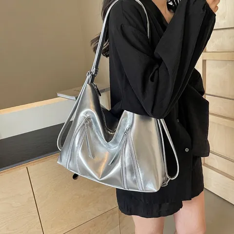 Sac Fourre-tout à Nœud Grande Capacité Cuir PU Brillant Métallique Sac à Épaule Femme Style Coréen Décontracté Sac Bandoulière