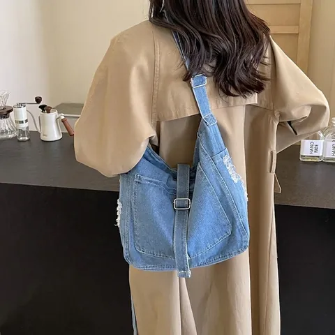 Grand Sac à Épaule en Denim Vintage pour Femmes Sac Bandoulière Délavé Effet Usé Streetwear Sac d'École Fourre-Tout Multi-Poches