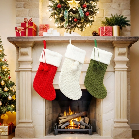 Calza Di Natale In Maglia Trecce Polsino In Pelliccia Sintetica Con Pompon Decorazione Da Appendere Camino Ornamento Festivo