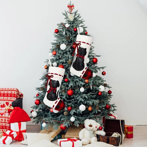 Witte Polyester Kerstsok Met Zwarte Huisdier Silhouet Rood Zwart Geblokte Strik Hangende Feestdagen Huisdecoratie Cadeauzak