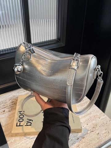 Sac Boston Métallique Avec Pendentif Boule Métallique Cuir PU Motif Crocodile Sac à Épaule Croisé Tendance Femme