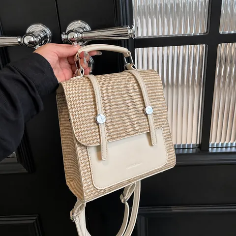 Fashion Women Woven PU Leather Backpack Niche Luxury Design Handbag Casual Small Fresh Flap School Bag Travel Daypack for Girls