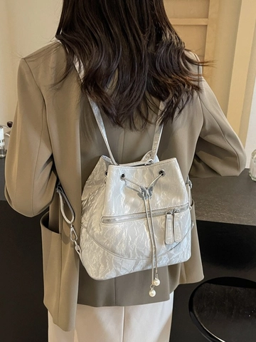 Zaino a Secchiello in Pelle PU Increspata con Farfalla e Künstliche Perle per Donna Borsa a Tracolla Versatile Grande Capacità Uso Quotidiano