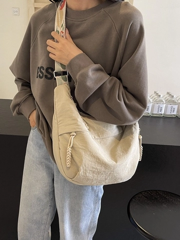Sac à Épaule Hobo en Nylon pour Femmes Grande Capacité Bandoulière Brodée Design de Niche Sac Bandoulière Décontracté