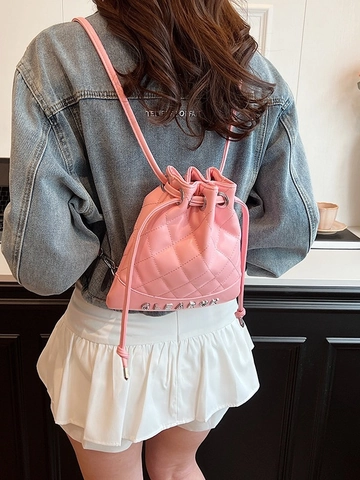 Fashion Women Quilted PU Leather Drawstring Bucket Backpack High Quality Street Trend Travel Casual Daypack Metal Letters