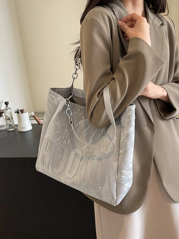 Borsa Tote da Donna di Grande Capacità Borsa a Tracolla in Pelle PU Stropicciata Alla Moda Con Cinturino a Catena HOOTO Applique