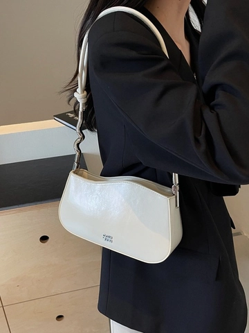Borsa da Donna in Pelle PU Lucida Sotto l'Ascella Minimalista Bordo a Onde Borsa a Spalla Con Barra in Metallo e Tracolla a Nodo