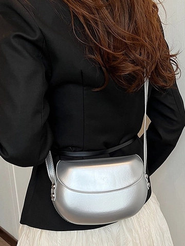 Bolso Bandolera de Sillín de Cuero PU para Mujer Con Decoración de Remaches Solapa Magnética Pequeño Bolso Estilo Callejero
