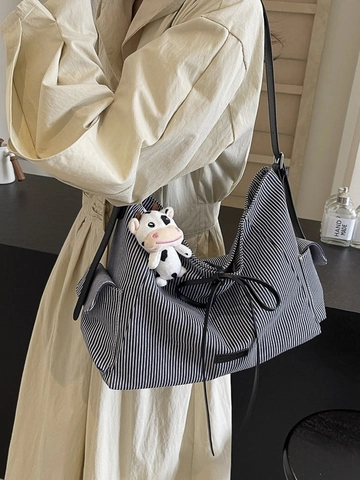 Borsa Tote in Tela a Righe di Grande Capacità da Donna Con Ciondolo a Forma di Mucca in Peluche e Decorazione a Fiocco Moda Borsa a Tracolla