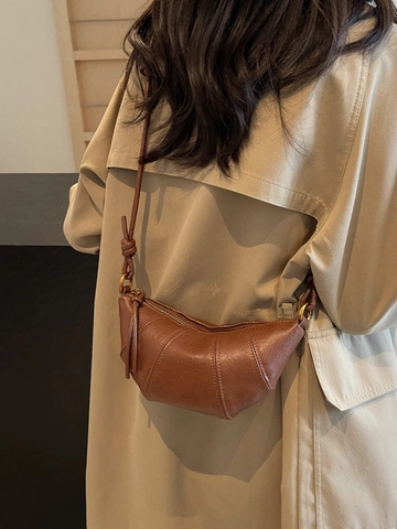 Vintage PU Leather Croissant Bag For Women Minimalist Knot Strap Crossbody Bag Solid Color Commuting Shoulder Bag Small Dumpling Purse