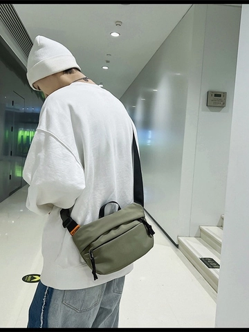 Bolso Bandolera Minimalista de Nailon para Hombre Gran Capacidad Bolso de Pecho Deportivo Estilo Japonés Bolso de Hombro Color Sólido
