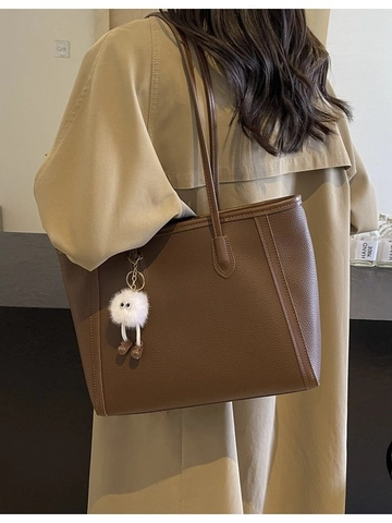 Bolso Tote Grande De Cuero PU Para Mujer Patrón Lichi Bolso De Hombro Con Colgante De Peluche Color Sólido Oficina Diario
