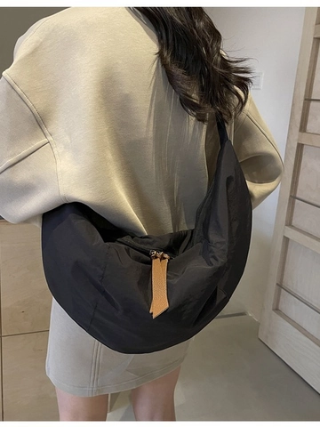 Bolso Medialuna de Nailon de Gran Capacidad para Mujer Bolso Bandolera Hobo Casual de Color Sólido Bolso de Hombro con Correa Ancha Ajustable Viaje Diario