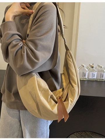 Bolso Medialuna de Nailon de Gran Capacidad para Mujer Bolso Bandolera Hobo Casual de Color Sólido Bolso de Hombro con Correa Ancha Ajustable Viaje Diario