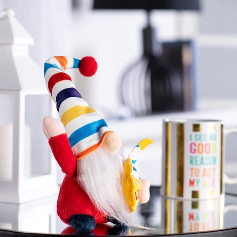 Gnome d'Anniversaire Arc-en-Ciel Peluche Poupée Sans Visage Broderie Ornement de Gnome Nordique Pour Décoration de Table de Fête à la Maison