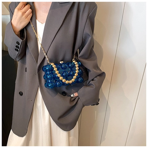 Dames Mode Bellen Acryl Avondtas Franse Stijl Golf Kunstparelmoer Clutch Met Metalen Kettingriem Party Crossbodytas