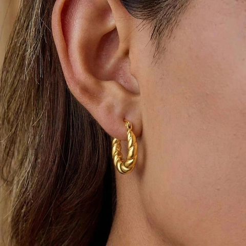 Twist Hoop Oorbellen 18K Verguld Roestvrij Staal Croissant U-Vorm Hypoallergeen Waterdicht Minimalistische Sieraden Dames