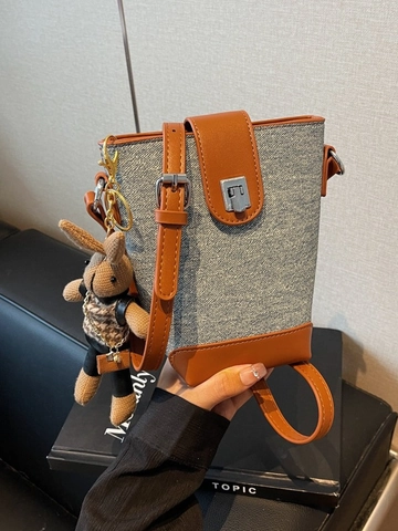 Borsa a Secchiello da Donna Vintage Blocchi di Colore in PU e Denim Patchwork Borsa a Tracolla Con Ciondolo a Coniglio Fibbia in Metallo