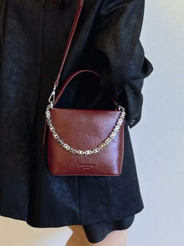 Bolso Bombonera de Cuero PU Vintage para Mujer Diseño Minimalista Color Sólido Con Cadena de Plata Bolso de Hombro Ajustable