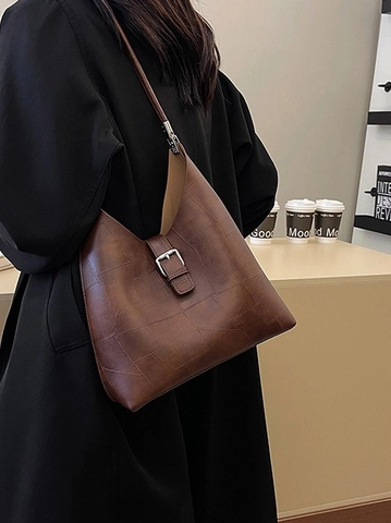 Vintage PU Leather Patchwork Shoulder Bag Women Large Capacity Geometric Stitching Underarm Bag Metal Buckle Retro Handbag