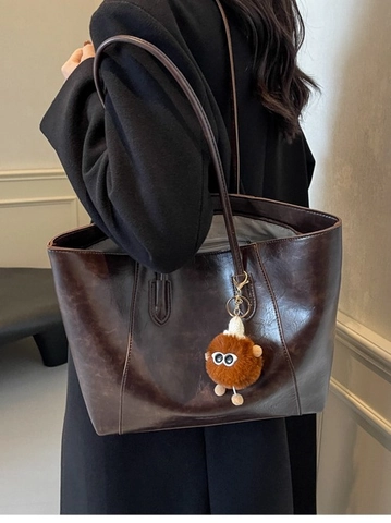 Vintage Large Capacity Tote Bag For Women PU Leather Commuting Shoulder Bag With Removable Cartoon Monster Plush Charm