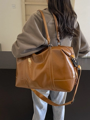 Large Capacity PU Leather Travel Bag For Women Fashionable Glossy Weekender Bag Lightweight Luggage Bag With Detachable Strap Fitness Handbag