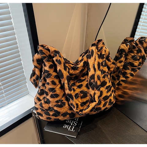 Borsa a Tracolla Trapuntata con Stampa Leopardata da Donna Borsa Tote in Tessuto di Grande Capacità con Fiocco Urbano Semplice