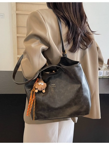 Vintage Large Capacity PU Leather Tote Bag For Women Retro Commute Shoulder Bag With Plush Monster Pendant Shopping Handbag
