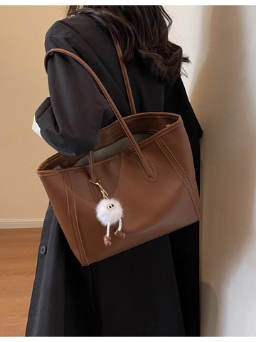 Große Kapazität PU-Leder Einkaufstasche Für Damen Minimalistische Mode Pendler Umhängetasche Mit Süßem Plüsch-Anhänger
