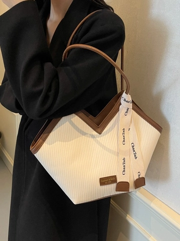 Große Damen Tote-Tasche V-Ausschnitt Geripptes PU-Leder Umhängetasche Mit Buchstabenband Minimalistische Pendler-Handtasche