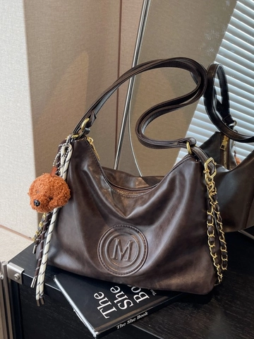 Vintage PU Leather Large Capacity Backpack Women Embossed Letter M Hobo Shoulder Bag With Teddy Bear Pendant Chain Strap