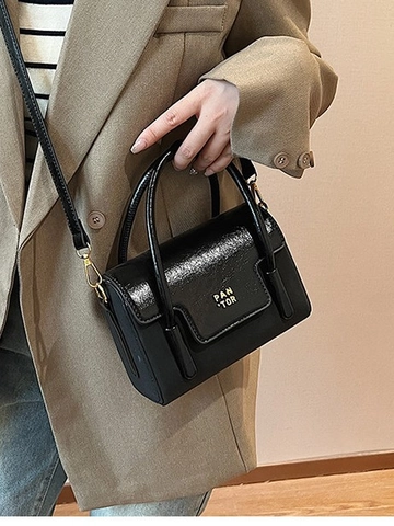 Retro PU Leather Small Square Bag Top Handle Golden Hardware Adjustable Strap Crossbody Handbag For Women Daily Casual