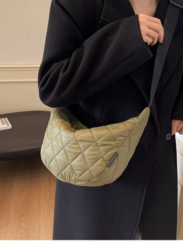 Borsa a Tracolla Trapuntata in Nylon da Donna Grande Capacità Borsa a Raviolo Mezza Luna Moda Motivo a Rombi Tracolla Regolabile