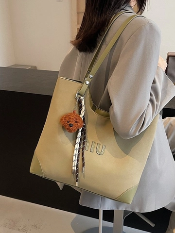 Vintage Gematteerd PU Leer Grote Capaciteit Tragetasche Voor Dames Woon-Werkverkeer Schoudertas Met Leuke Pluche Hanger Mode Handtas