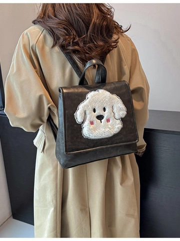 Vintage Damen PU Leder Rucksack Mit Süßem Weißem Plüsch Hund Patch Mode Pendler Schultasche Retro Reisen Kleiner Tagesrucksack