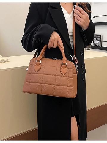Sac Boston Matelassé pour Femmes en Cuir PU Grain de Lychee Grande Capacité Sac à Bandoulière Avec Sangle Réglable Sac Mode