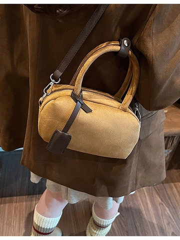 Sac Boston Oreiller de Grande Capacité pour Femmes en Cuir PU Daim Givré Sac Bandoulière Avec Bandoulière Contrastée Amovible