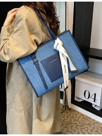 Borsa Tote da Donna in Denim Patchwork di Grande Capacità Borsa a Tracolla Casual Con Decorazione a Nastro Elegante Borsetta per Pendolari Quotidiani