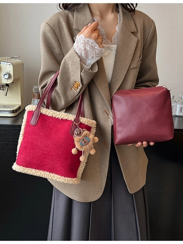 Damen Vintage Wollstoff Wildlederoptik Handtasche Mit Lammwollbesatz Winter Mode Shopper Mit Plüschtier Anhänger Kleiner Eimer